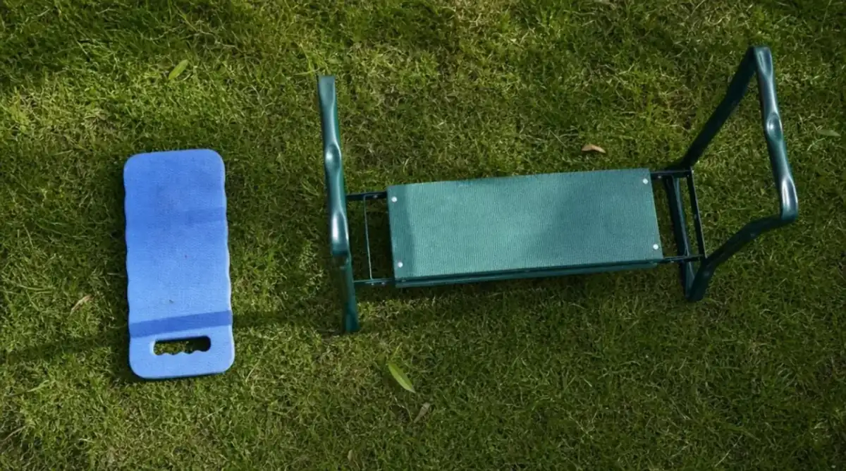 Side-by-side comparison of foam kneeling pad and folding garden kneeler-seat on grass